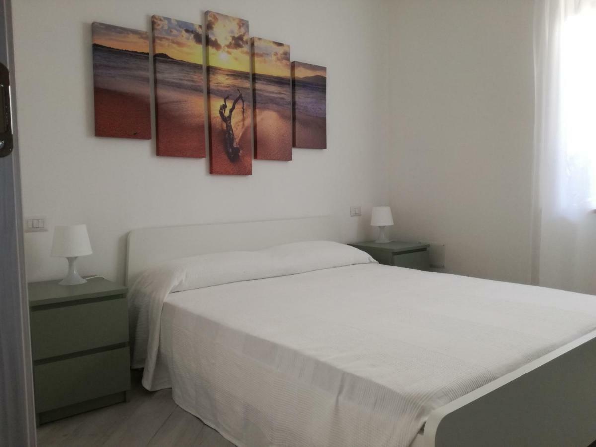 Casa Vacanze Villa Carmela Porto Torres Zewnętrze zdjęcie